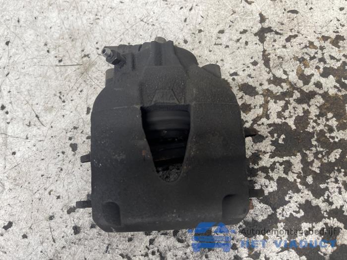 Gebrauchte Bremszange rechts vorne Skoda Fabia III (NJ3) 1.0 TSI 12V Preis € 20,00 Margenregelung angeboten von Het Viaduct