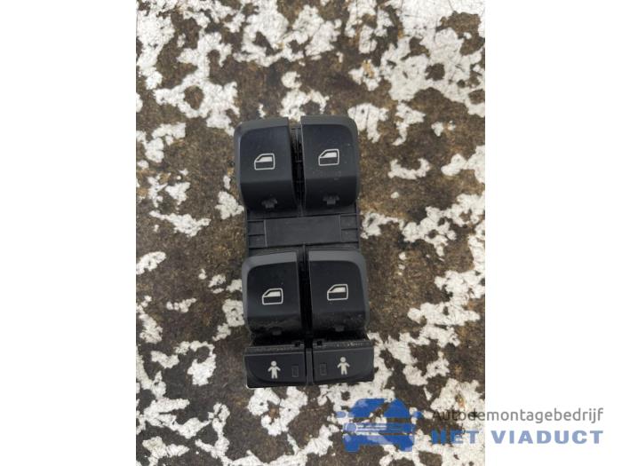 Usados Interruptor combinado de ventanillas Audi Q3 (8UB/8UG) 2.0 TDI 16V 136 Precio € 20,00 Norma de margen ofrecido por Het Viaduct