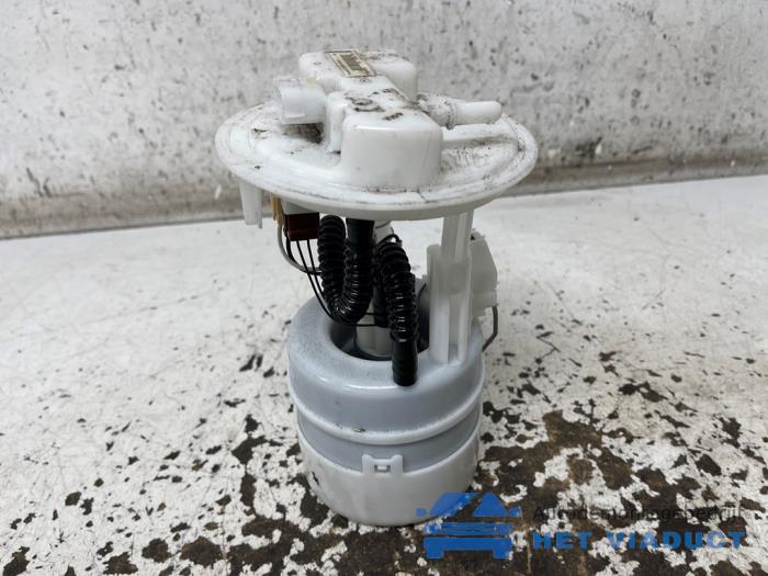 Gebrauchte Benzinpumpe Nissan Juke (F15) 1.6 16V Preis € 40,00 Margenregelung angeboten von Het Viaduct