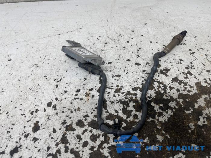 Begagnade NOx-sensor Audi A8 (D4) 4.2 TDI V8 32V Quattro Pris € 190,00 Marginaltabell erbjuds av Het Viaduct