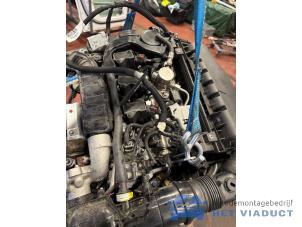 Engine from a Opel Astra L Sports Tourer (F4/FC/FN/FR) 1.2 Turbo 110 12V 2023