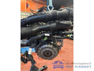 Engine from a Opel Astra L Sports Tourer (F4/FC/FN/FR) 1.2 Turbo 110 12V 2023