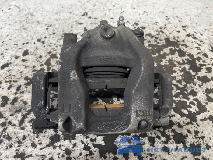 Gebrauchte Bremszange links vorne Ford Transit Courier 1.5 EcoBlue Preis € 50,00 Margenregelung angeboten von Het Viaduct