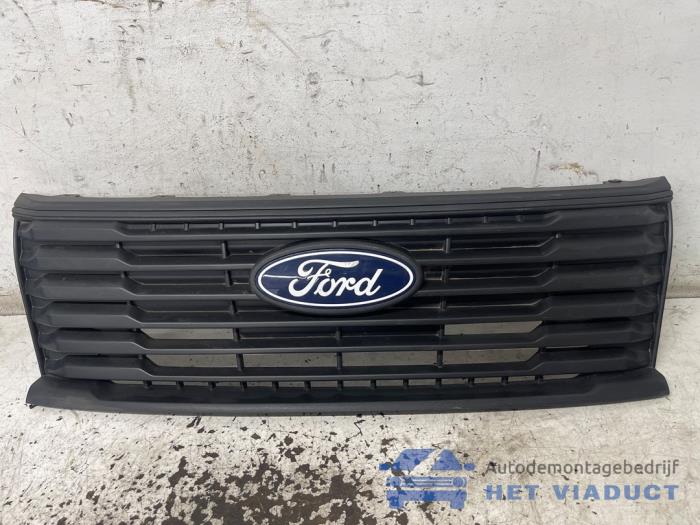 Używane Grill Ford Transit Courier 1.5 EcoBlue Cena € 300,00 Procedura marży oferowane przez Het Viaduct