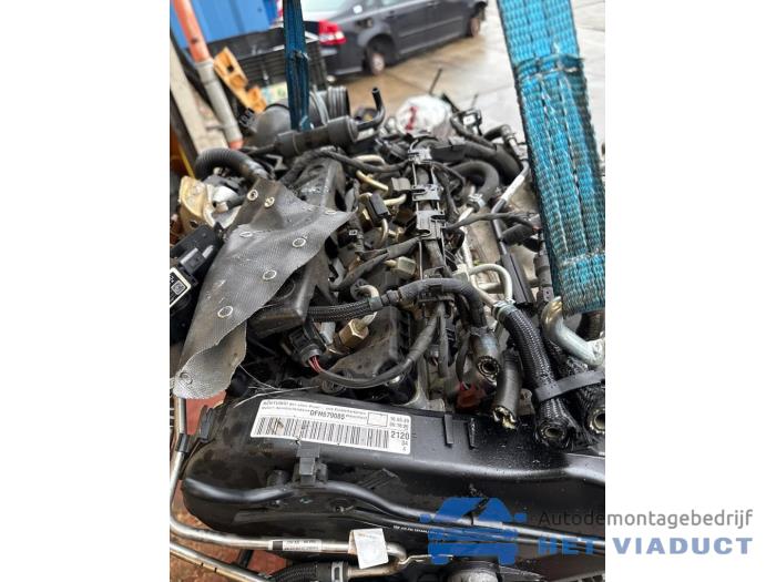 Engine from a Volkswagen Passat Variant (3G5) 2.0 TDI 16V 190 2020