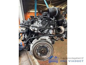 Engine from a Volkswagen Passat Variant (3G5) 2.0 TDI 16V 190 2020