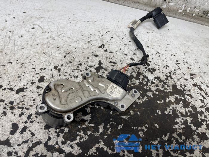 Used Start/stop capacitor Volkswagen Passat Variant (3G5) 2.0 TDI 16V 190 Price € 130,00 Margin scheme offered by Het Viaduct