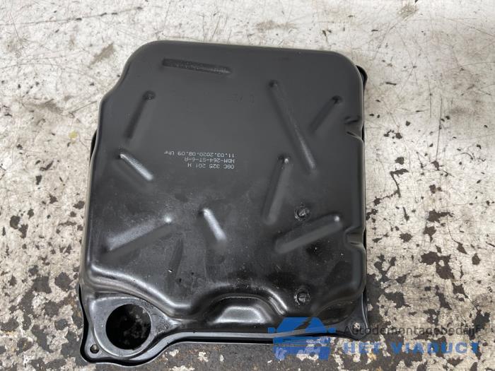 Diverse från en Volkswagen Passat Variant (3G5) 2.0 TDI 16V 190 2020