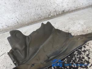 Abdeckblech Motor van een BMW 1 serie (F21) 120d TwinPower Turbo 2.0 16V 2018