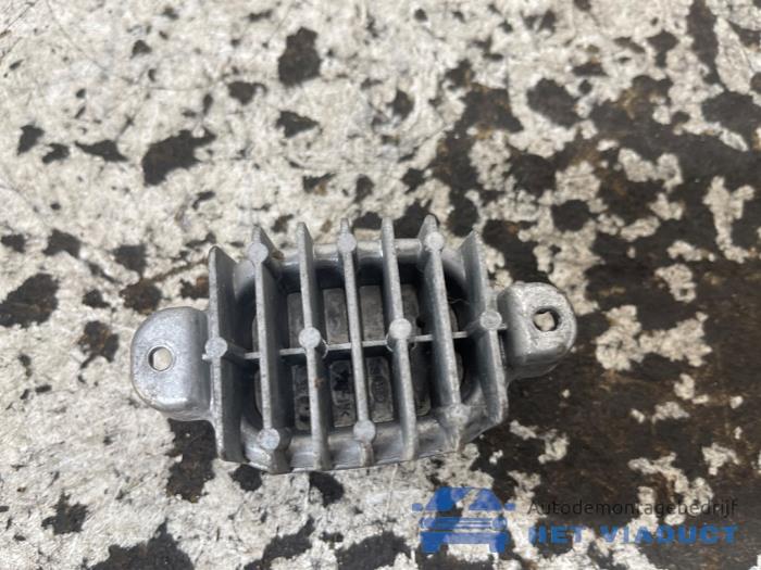 Usagé Module phare LED BMW 1 serie (F21) 120d TwinPower Turbo 2.0 16V Prix € 30,00 Règlement à la marge proposé par Het Viaduct