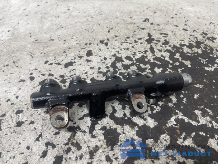 Usagé Système d'injection Mercedes A Limousine (177.1) 1.5 A-180d Prix € 50,00 Règlement à la marge proposé par Het Viaduct
