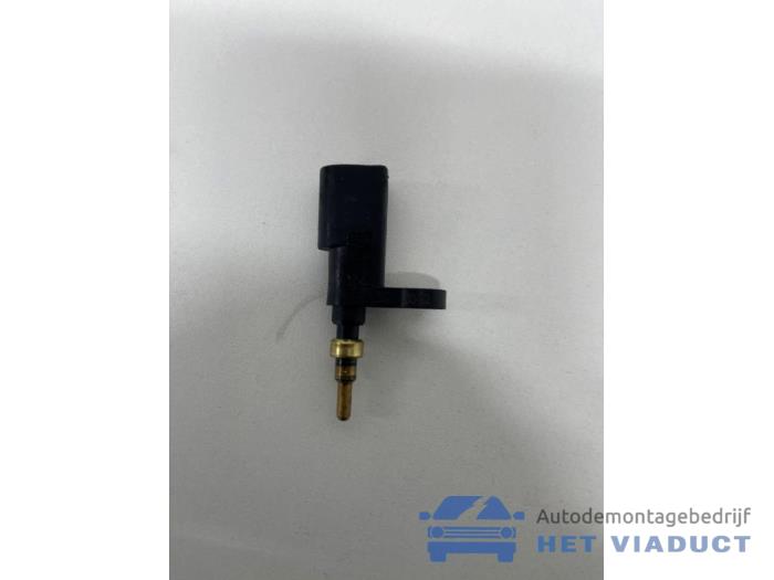 Used Engine temperature sensor Skoda Fabia III Combi (NJ5) 1.0 TSI 12V Price € 10,00 Margin scheme offered by Het Viaduct