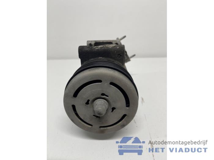 Gebrauchte Klimapumpe Peugeot 308 SW (L4/L9/LC/LJ/LR) 1.2 12V e-THP PureTech 110 Preis € 100,00 Margenregelung angeboten von Het Viaduct