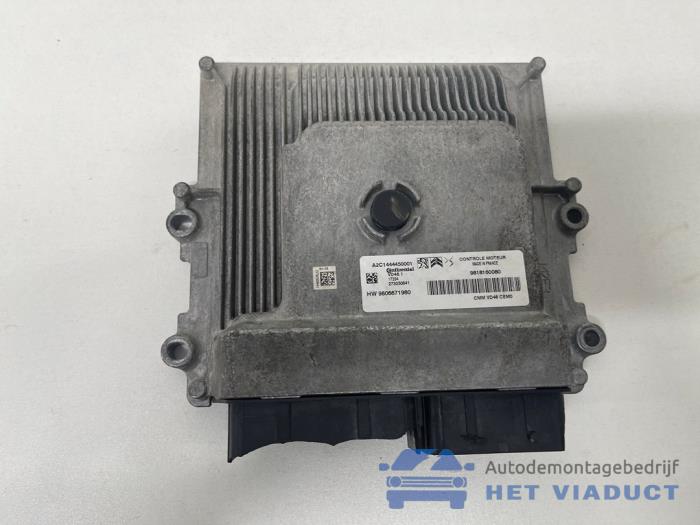 Used Engine management computer Peugeot 308 SW (L4/L9/LC/LJ/LR) 1.2 12V e-THP PureTech 110 Price € 150,00 Margin scheme offered by Het Viaduct