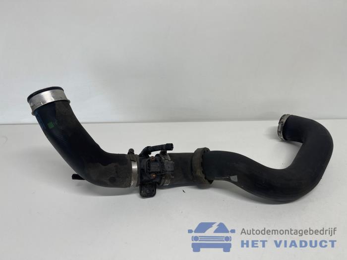 Usagé Tuyau intercooler Volkswagen Transporter T5 2.0 TDI DRF Prix € 30,00 Règlement à la marge proposé par Het Viaduct