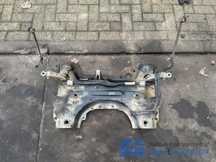 Gebrauchte Unterrahmen Peugeot 308 SW (L4/L9/LC/LJ/LR) 1.2 12V e-THP PureTech 110 Preis € 175,00 Margenregelung angeboten von Het Viaduct