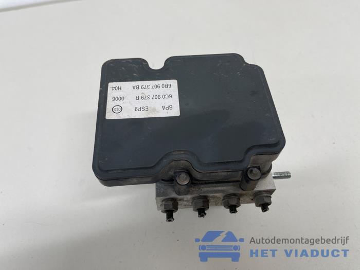 Used ABS pump Skoda Fabia III Combi (NJ5) 1.0 TSI 12V Price € 50,00 Margin scheme offered by Het Viaduct