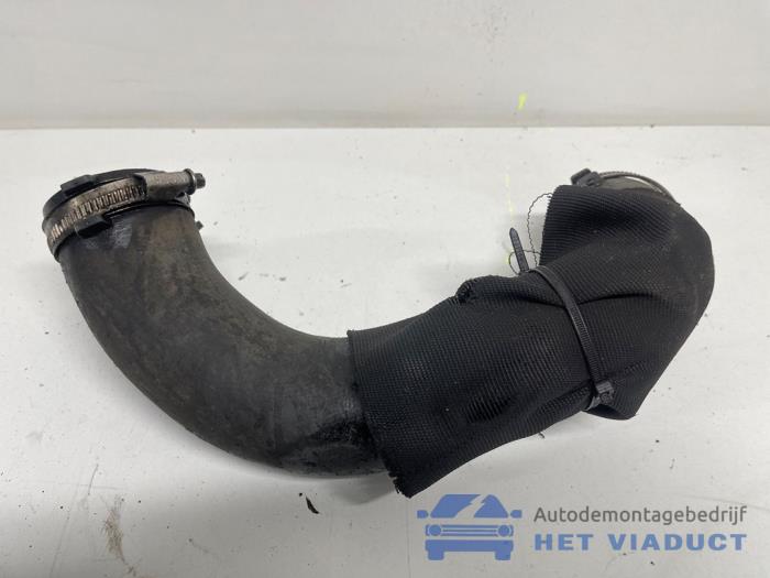 Gebrauchte Intercooler Schlauch Audi A6 Avant (C7) 3.0 TDI V6 24V Quattro Preis € 60,00 Margenregelung angeboten von Het Viaduct