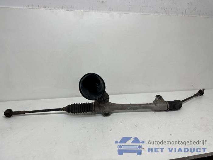 Begagnade Styrbox Mitsubishi Space Star (A0) 1.2 12V Pris € 100,00 Marginaltabell erbjuds av Het Viaduct