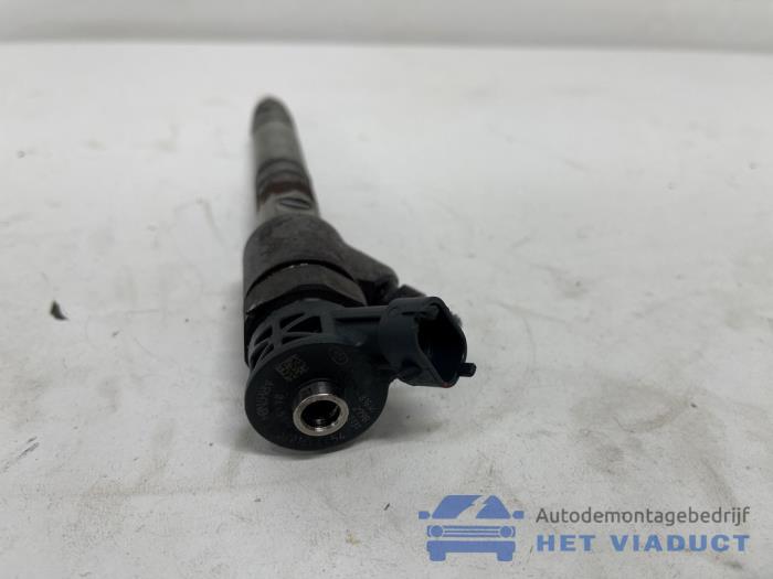 Usagé Injecteurs Iveco New Daily VI 35C18, 40C18, 50C18, 65C18, 70C18, 35S18 Prix € 125,00 Règlement à la marge proposé par Het Viaduct