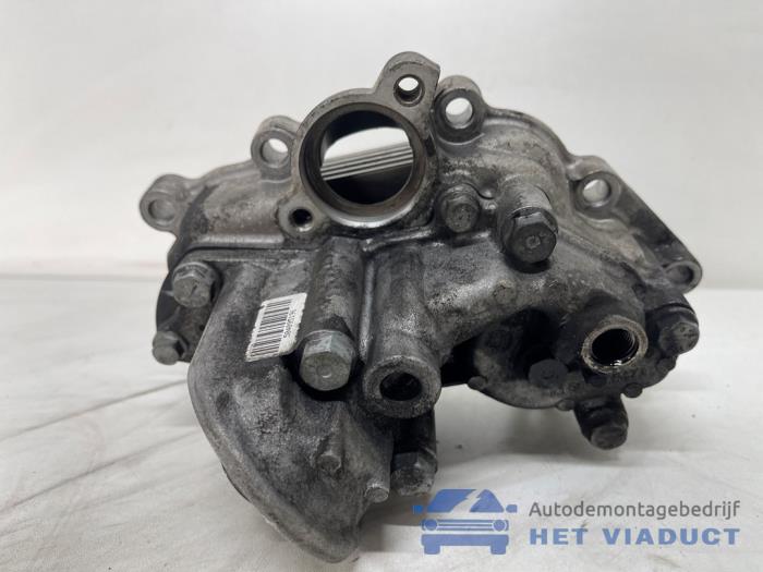 Gebrauchte Ölfiltergehäuse Iveco New Daily VI 35C18, 40C18, 50C18, 65C18, 70C18, 35S18 Preis € 60,00 Margenregelung angeboten von Het Viaduct