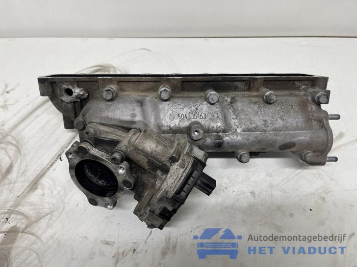 Używane Kolektor dolotowy Iveco New Daily VI 35C18, 40C18, 50C18, 65C18, 70C18, 35S18 Cena € 60,00 Procedura marży oferowane przez Het Viaduct