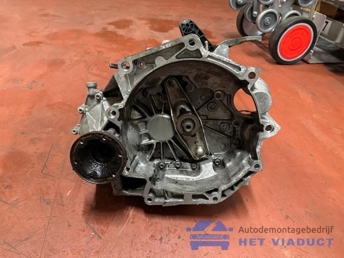 Gebrauchte Getriebe Volkswagen Golf VII (AUA) 1.2 TSI 16V Preis € 600,00 Margenregelung angeboten von Het Viaduct