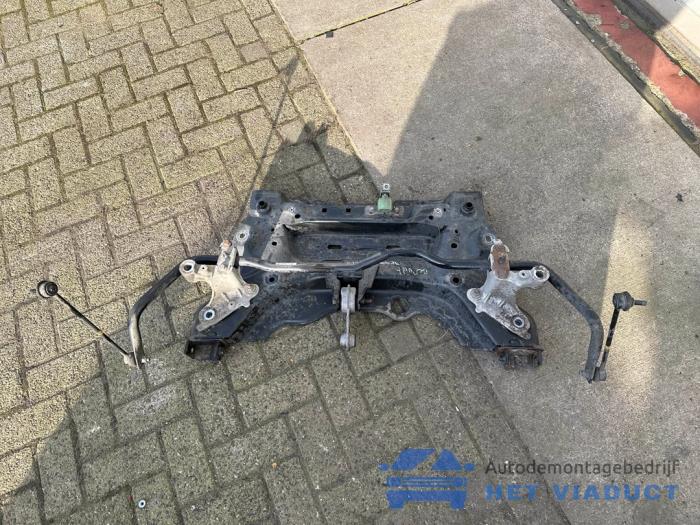 Usagé Faux châssis Renault Megane IV (RFBB) 1.2 Energy TCE 100 Prix € 150,00 Règlement à la marge proposé par Het Viaduct