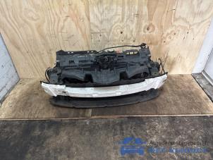 Panel przedni z Mazda 2 (DE) 1.3 16V S-VT 2014