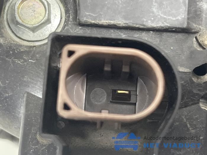 Dynamo d'un Ford Fiesta 7 1.0 EcoBoost 12V 2020
