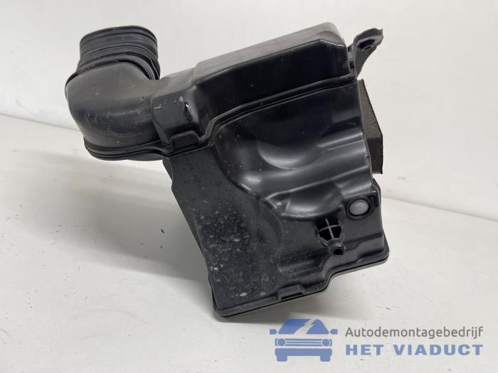 Gebrauchte Luftfiltergehäuse Renault Megane IV (RFBB) 1.2 Energy TCE 100 Preis € 30,00 Margenregelung angeboten von Het Viaduct