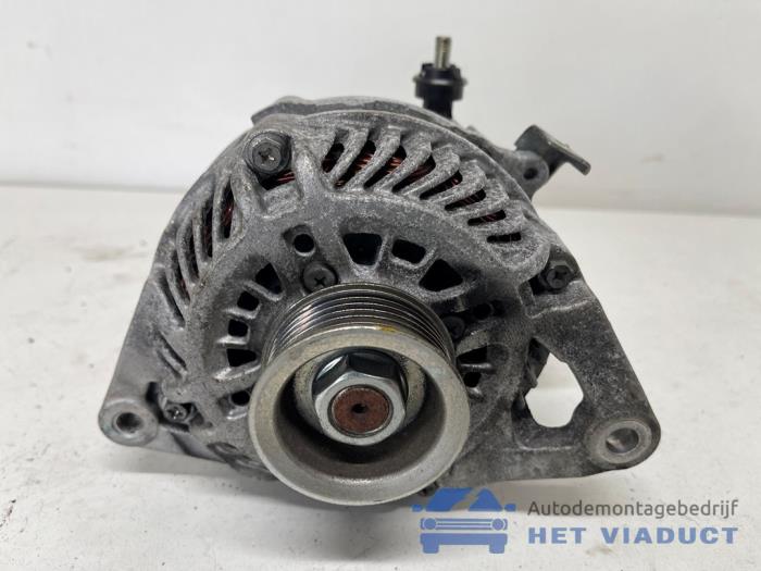 Gebrauchte Dynamo Mazda 2 (DE) 1.3 16V S-VT Preis € 30,00 Margenregelung angeboten von Het Viaduct