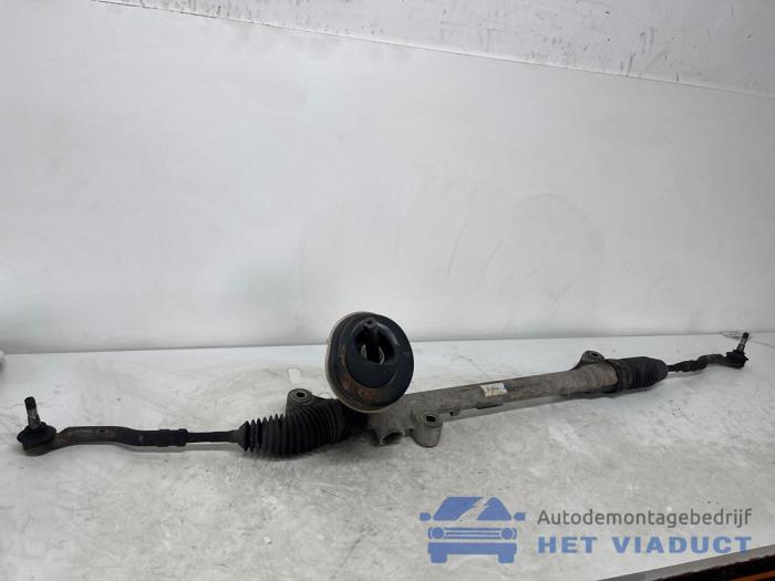 Begagnade Styrbox Mazda 2 (DE) 1.3 16V S-VT Pris € 100,00 Marginaltabell erbjuds av Het Viaduct