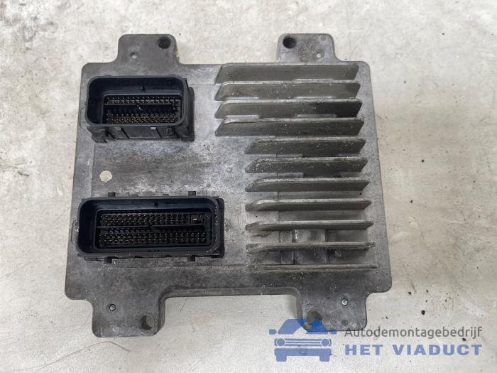 Used Engine management computer Opel Corsa D 1.2 ecoFLEX Price € 30,00 Margin scheme offered by Het Viaduct