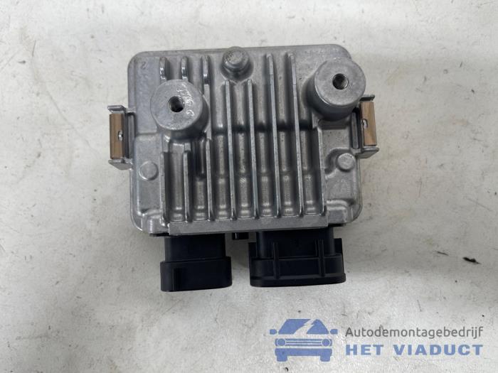 Usagé Module pompe carburant Toyota Yaris IV (P21/PA1/PH1) 1.5 12V Hybrid 115 Prix € 50,00 Règlement à la marge proposé par Het Viaduct