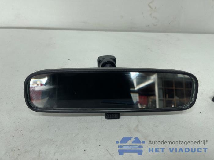 Begagnade Backspegel Toyota Yaris IV (P21/PA1/PH1) 1.5 12V Hybrid 115 Pris € 25,00 Marginaltabell erbjuds av Het Viaduct