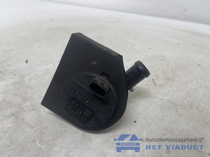 Begagnade Extra vattenpump Audi Q2 (GAB/GAG) 1.5 35 TFSI 16V Pris € 20,00 Marginaltabell erbjuds av Het Viaduct