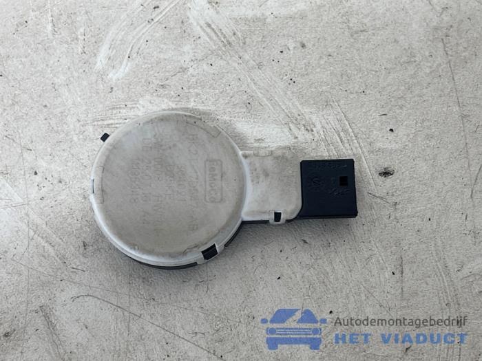 Begagnade Regnsensor Ford EcoSport (JK8) 1.0 EcoBoost 12V 125 Pris € 20,00 Marginaltabell erbjuds av Het Viaduct