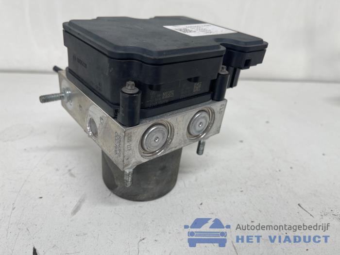 Usagé Bloc ABS Fiat Ducato (250) 2.0 D 115 Multijet Prix € 100,00 Règlement à la marge proposé par Het Viaduct