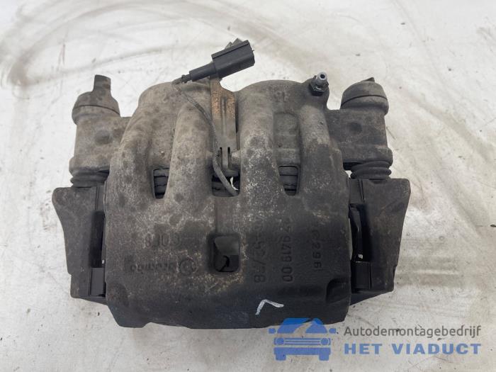 Gebrauchte Bremszange links vorne Fiat Ducato (250) 2.0 D 115 Multijet Preis € 50,00 Margenregelung angeboten von Het Viaduct