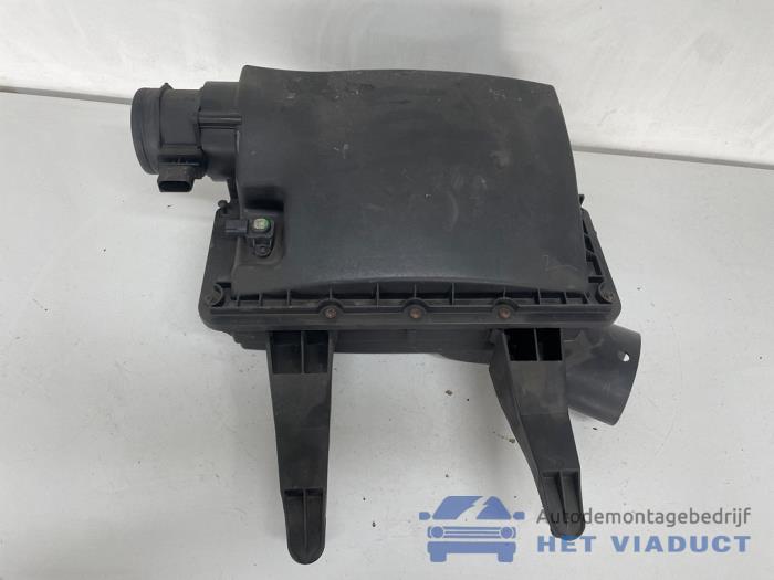 Begagnade Luftfilterhus Volkswagen Crafter 2.5 TDI 30/32/35/46/50 Pris € 30,00 Marginaltabell erbjuds av Het Viaduct
