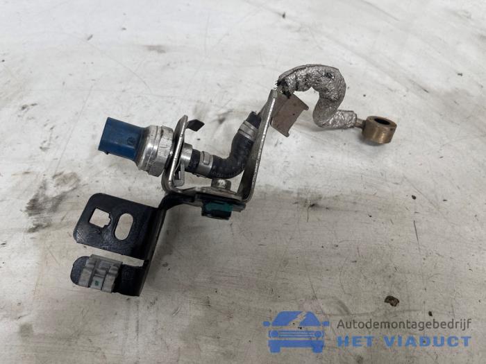Begagnade Sensor (övriga) Renault Master III (FV) 2.3 dCi 135 16V FWD Pris € 30,00 Marginaltabell erbjuds av Het Viaduct