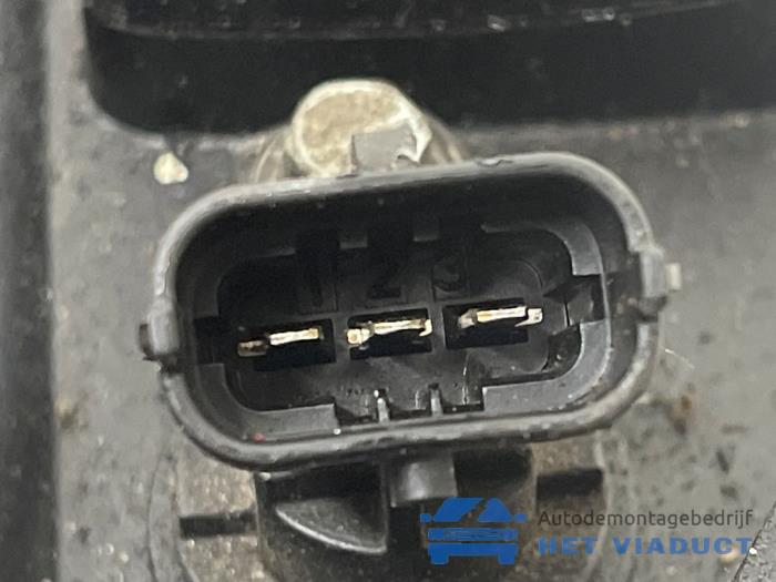 Ventildeckel van een Ford C-Max (DXA) 1.0 Ti-VCT EcoBoost 12V 125 2018