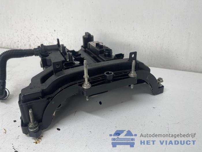 Ventildeckel van een Ford C-Max (DXA) 1.0 Ti-VCT EcoBoost 12V 125 2018