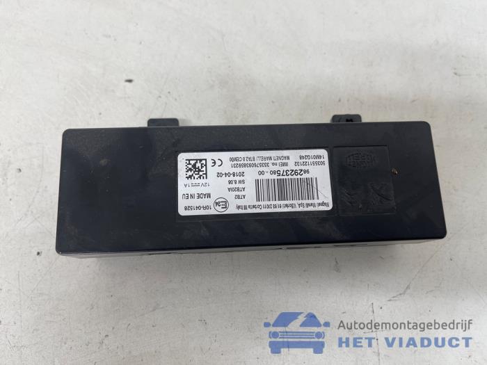 Begagnade Telefonmodul Citroen Jumpy 2.0 Blue HDI 180 Pris € 40,00 Marginaltabell erbjuds av Het Viaduct