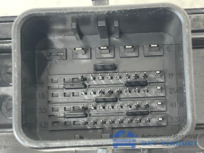 Automatic gearbox computer from a Citroën Jumpy 2.0 Blue HDI 180 2018