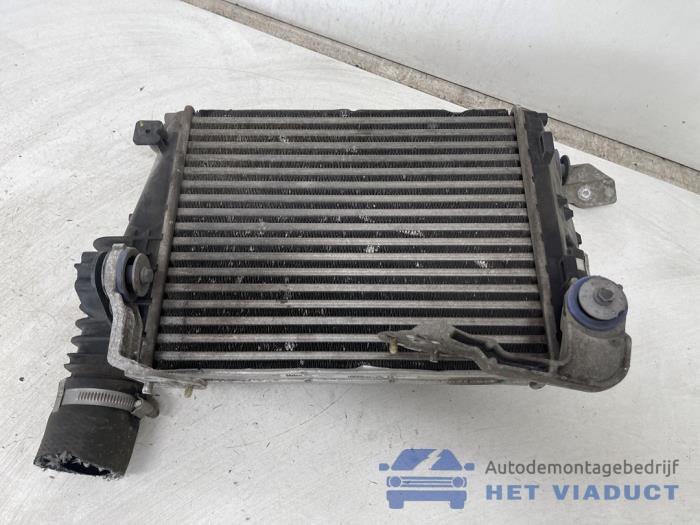 Used Intercooler Citroen Jumpy 2.0 Blue HDI 180 Price € 70,00 Margin scheme offered by Het Viaduct