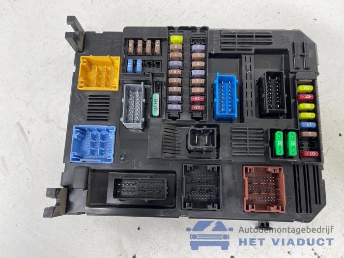Used Body control computer Citroen Berlingo 1.5 BlueHDi 100 Price € 80,00 Margin scheme offered by Het Viaduct