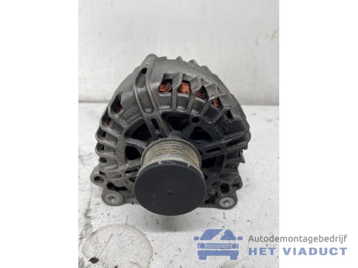 Begagnade Dynamo Volkswagen Golf Plus (5M1/1KP) 1.4 TSI 122 16V Pris € 50,00 Marginaltabell erbjuds av Het Viaduct