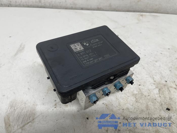 ABS Pumpe BMW 1 serie (F20), 2011 / 2019 118i 1.5 TwinPower 12V, Fließheck, 4-tr, Benzin, 1.499cc, 100kW (136pk), RWD, B38B15A, 2015-07 / 2019-06, 1R51; 1R52 (Gebraucht)